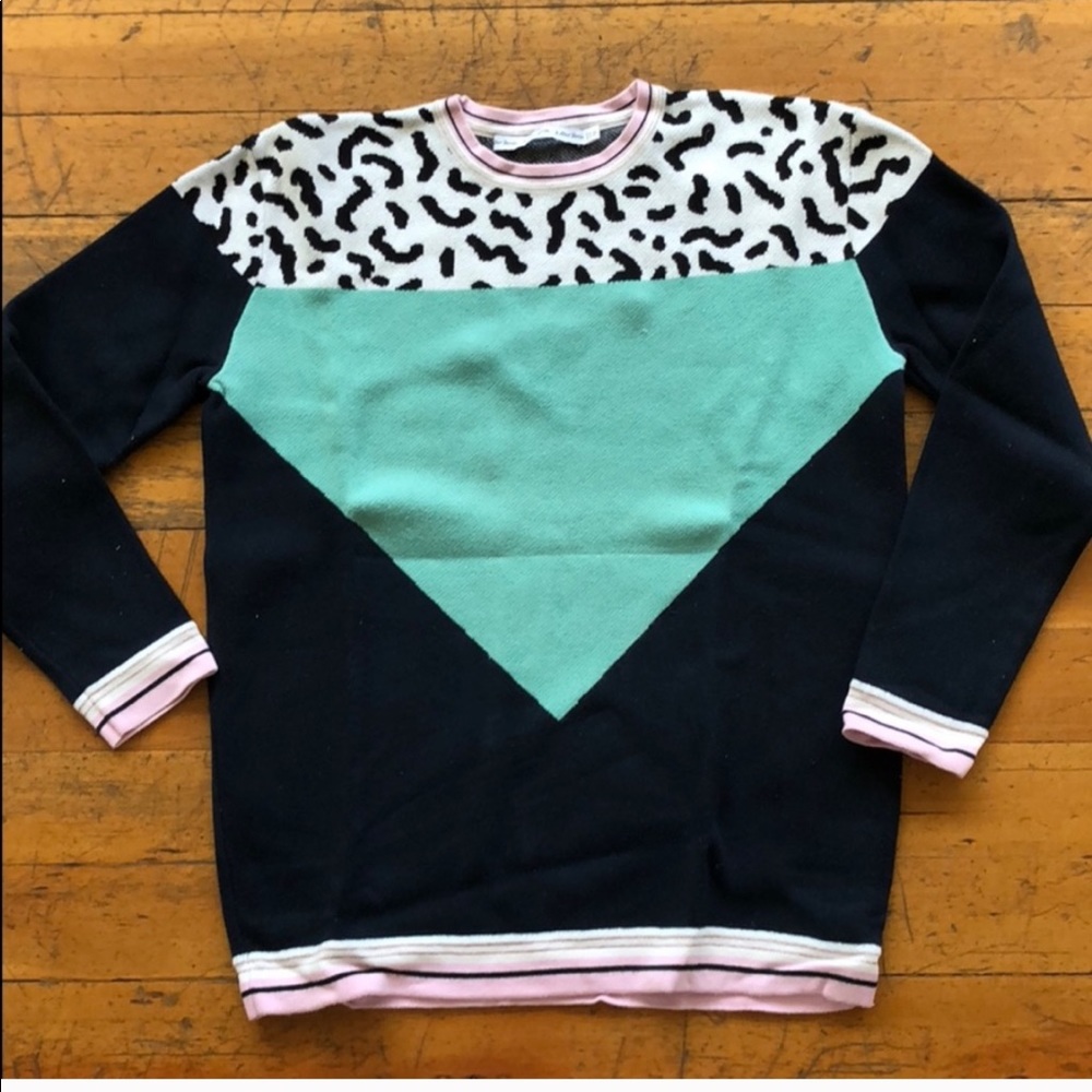 Color block sweater & other stories